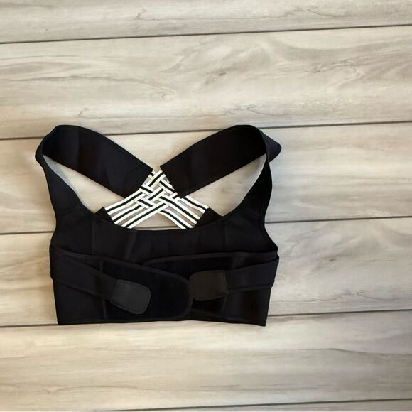 Posture Pro Corrector Black  NWT IN PACKAGE